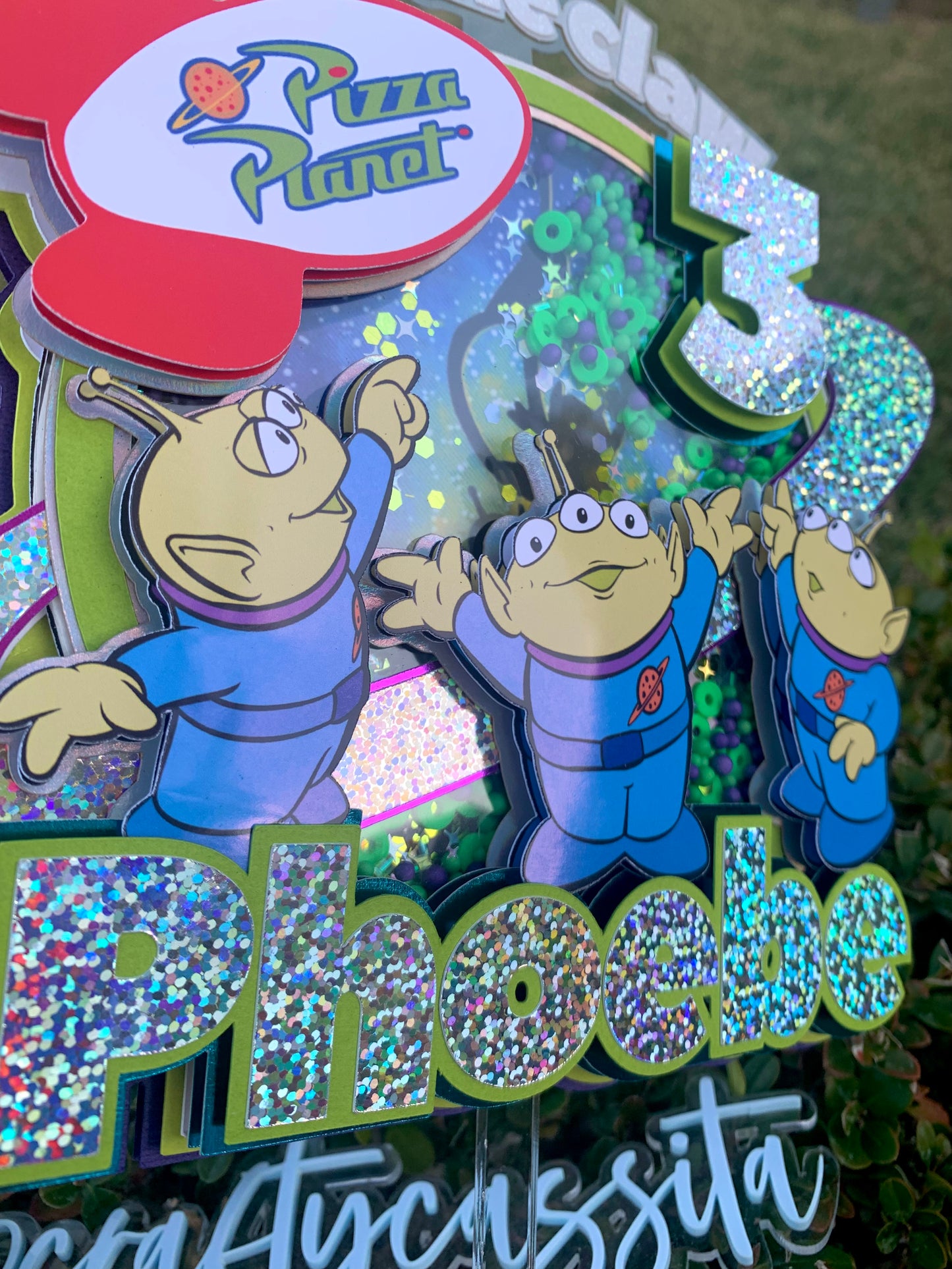 Alien Cake Topper Shaker