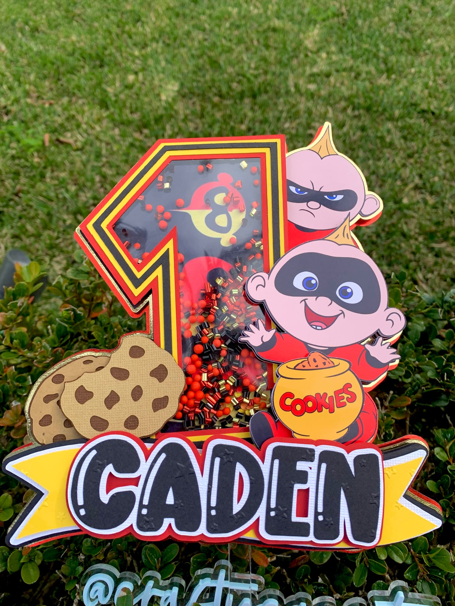 Super Baby Cake Topper Shaker