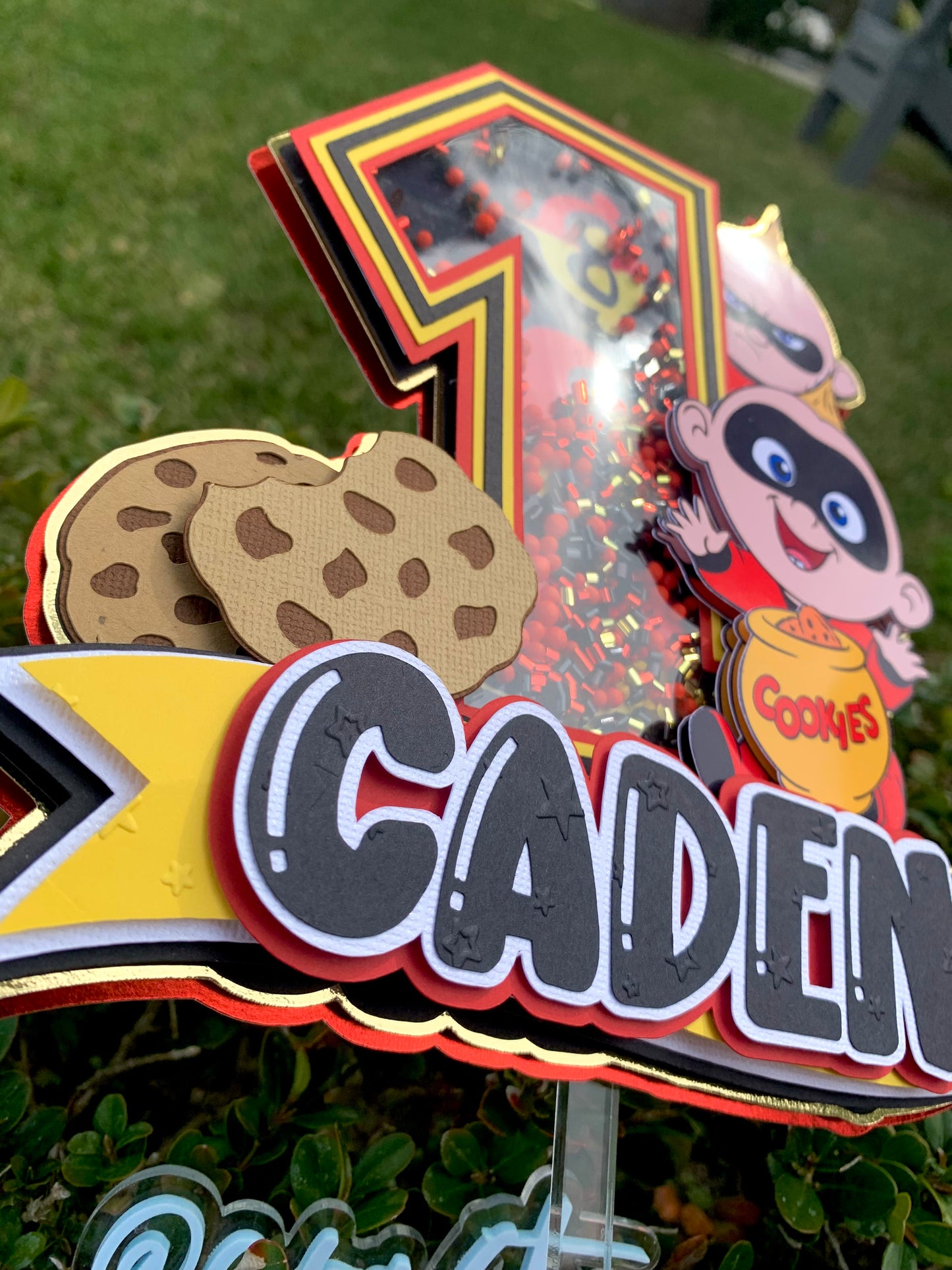 Super Baby Cake Topper Shaker